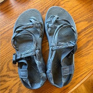 Chaco ZX2 Hiking Sandals Womens Sz 9W Strappy Toe Loop Water Shoes